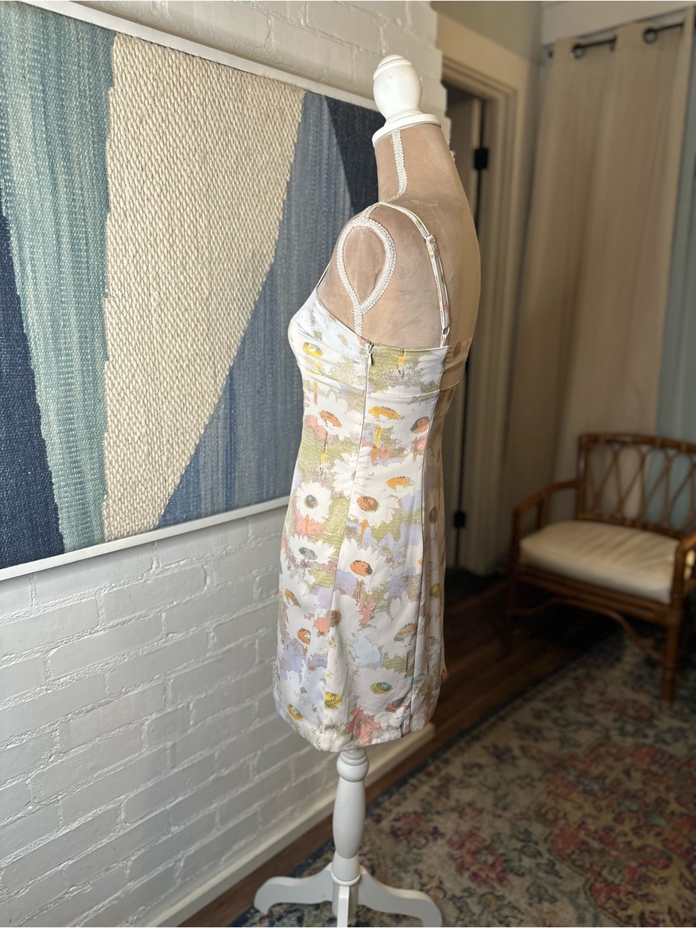 Urban Outfitters Soft Pastel Daisy Print Dress - Picture 6 of 14